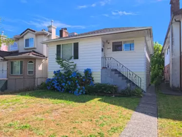 3416 Monmouth Avenue, Vancouver, BC, Vancouver — Single Family Residence for sale