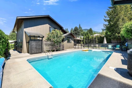 Swimming Pool Photo of 2539 Jura Crescent, Squamish, BC