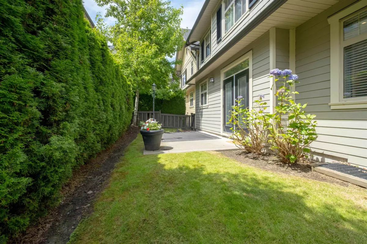 Family Room Photo of 23 15885 26 Avenue, Surrey, BC