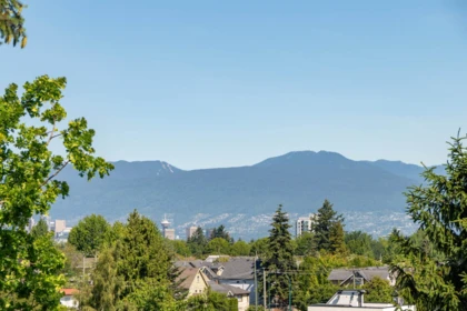 Hot Tub / Spa Photo of 1 1450 E 30th Avenue, Vancouver, BC
