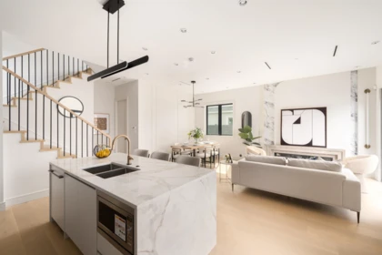 Kitchen Island Photo of 1 1450 E 30th Avenue, Vancouver, BC