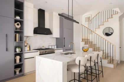 Kitchen Photo of 1 1450 E 30th Avenue, Vancouver, BC