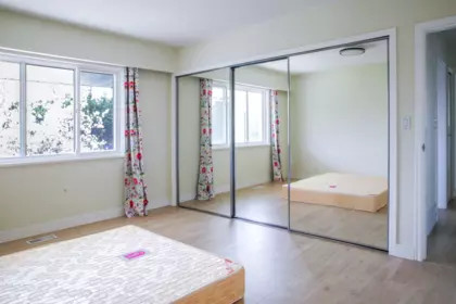Mudroom Photo of 9420 No. 6 Road, Richmond, BC