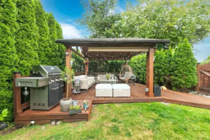 Outdoor Deck Photo of 9285 211 Street, Langley, BC