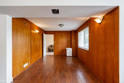 Entry Foyer Photo of 11380 75b Avenue, Delta, BC