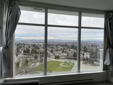 2707 4880 Bennett Street, Burnaby, BC, Burnaby — Apartment/Condo for sale