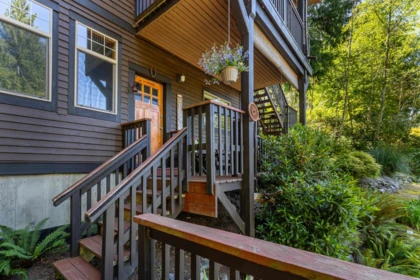 12494 Malcolm Road, Madeira Park, BC, Madeira Park — Single Family Residence for sale