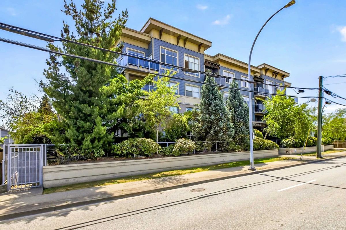 Exterior Rear Photo of 110 19936 56 Avenue, Langley, BC