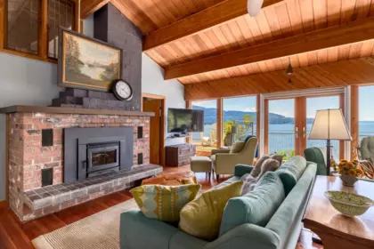 1475 Webb Road, Bowen Island, BC, Bowen Island — Single Family Residence for sale