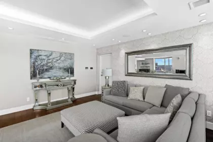 Hallway Photo of 3102 717 Jervis Street, Vancouver, BC