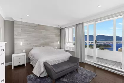 Street View Photo of 3102 717 Jervis Street, Vancouver, BC