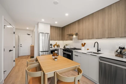 306 111 Buller Street, Port Moody, BC, Port Moody — Apartment/Condo for sale