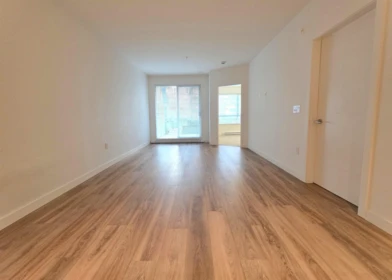 104 10581 140 Street, Surrey, BC, Surrey — Apartment/Condo for sale