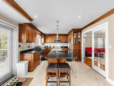 Kitchen Island Photo of 6332 Brooks Street, Vancouver, BC