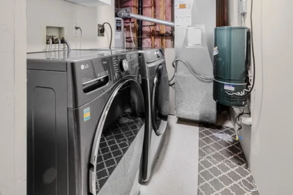 Laundry Room Photo of 14891 57b Avenue, Surrey, BC