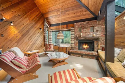 Living Room Photo of 9230 Pinetree Place, Whistler, BC