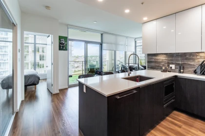 1801 1888 Gilmore Avenue, Burnaby, BC, Burnaby — Apartment/Condo for sale