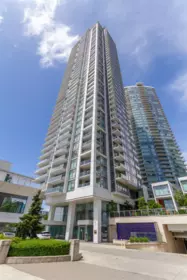 Front Yard Photo of 1801 1888 Gilmore Avenue, Burnaby, BC