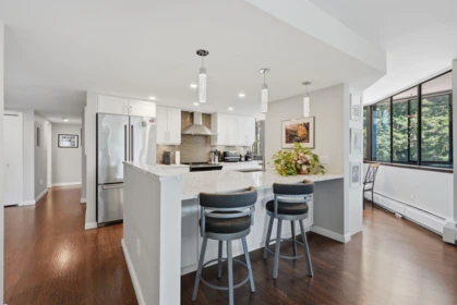 Kitchen Photo of 508 1480 Foster Street, White Rock, BC