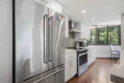 Pantry Photo of 508 1480 Foster Street, White Rock, BC