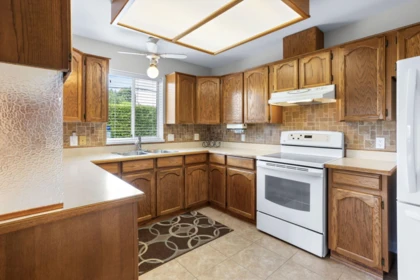 Breakfast Nook Photo of 21 12276 189a Street, Pitt Meadows, BC