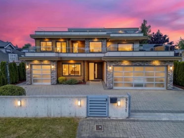 9571 Diamond Road, Richmond, BC, Richmond — Single Family Residence for sale