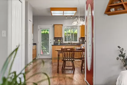 Breakfast Nook Photo of 85 46360 Valleyview Road, Chilliwack, BC