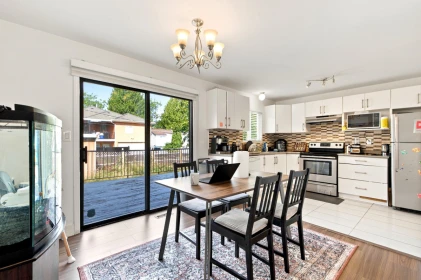 Breakfast Nook Photo of 9443 132a Street, Surrey, BC