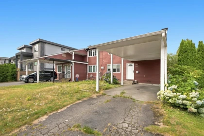 9443 132a Street, Surrey, BC, Surrey — Half Duplex for sale