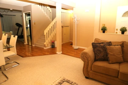 Kitchen Photo of 15425 98th Avenue, Surrey, BC