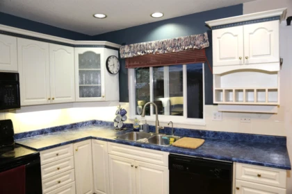 Laundry Room Photo of 15425 98th Avenue, Surrey, BC