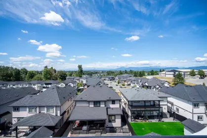 Neighborhood Park Photo Near 31081 N Deertrail Drive, Abbotsford, BC