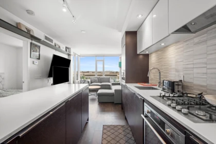 Kitchen Photo of 1007 5233 Gilbert Road, Richmond, BC