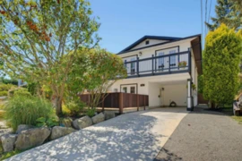 871 Kent Street, White Rock, BC