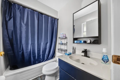 Guest Bathroom Photo of 20835 Wicklund Avenue, Maple Ridge, BC