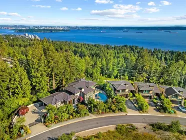 Playground / Recreational Area Near 2972 Burfield Place, West Vancouver, BC