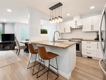 Kitchen Photo of 74 4401 Blauson Boulevard, Abbotsford, BC