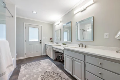 Laundry Room Photo of 1233 231 Street, Langley, BC