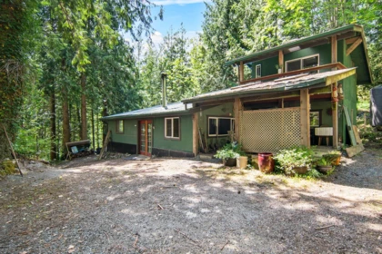 4139 Slesse Road, Chilliwack, BC, Chilliwack — Single Family Residence for sale