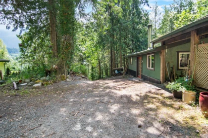 4139 Slesse Road, Chilliwack, BC, Chilliwack — Single Family Residence for sale