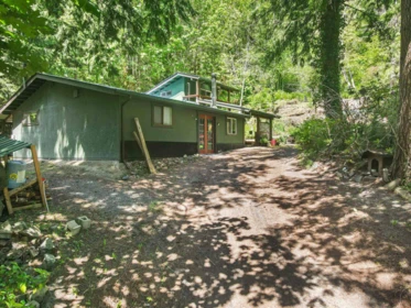 4139 Slesse Road, Chilliwack, BC, Chilliwack — Single Family Residence for sale