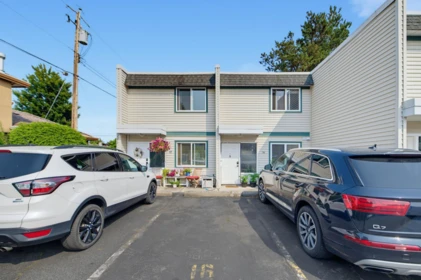Pantry Photo of 16 4959 57 Street, Delta, BC