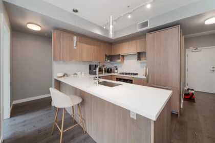 210 9333 Tomicki Avenue, Richmond, BC, Richmond — Apartment/Condo for sale