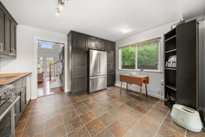 Pantry Photo of 462 E 4th Street, North Vancouver, BC