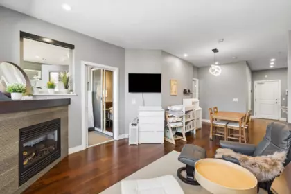 303 116 W 23rd Street, North Vancouver, BC, North Vancouver — Apartment/Condo for sale