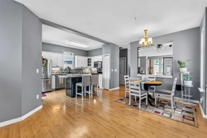 Kitchen Island Photo of 5790 149 Street, Surrey, BC