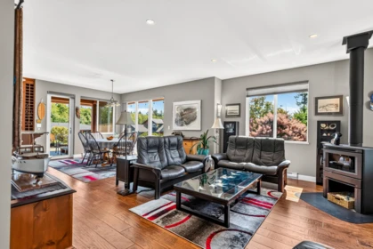 Breakfast Nook Photo of 9326 Jorgensen Place, Halfmoon Bay, BC
