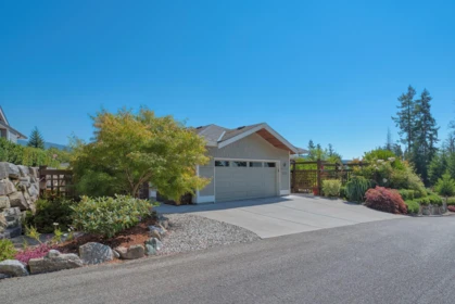 9326 Jorgensen Place, Halfmoon Bay, BC, Halfmoon bay — Single Family Residence for sale