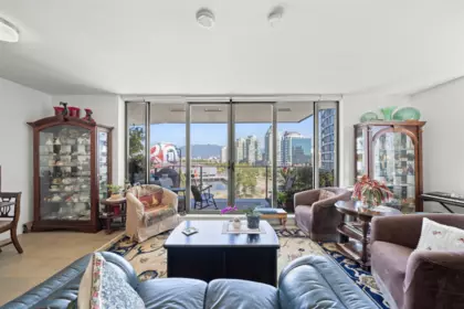806 1678 Pullman Porter Street, Vancouver, BC, Vancouver — Apartment/Condo for sale
