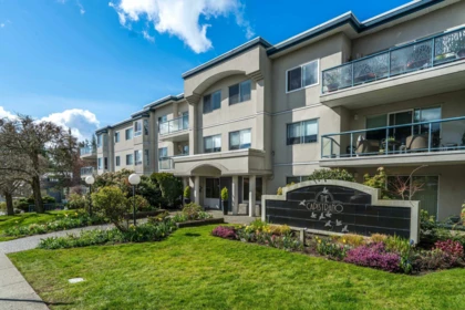 308 1441 Blackwood Street, White Rock, BC, White Rock — Apartment/Condo for sale